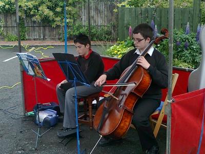 Cellist entertains crowd at Farmers' Market 25 June 2011